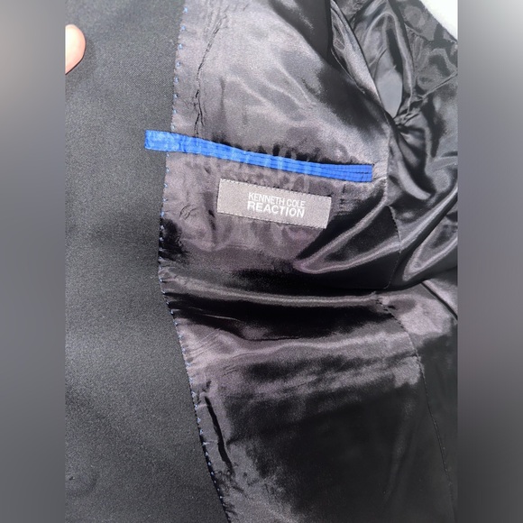 NWOT Kenneth Cole suit jacket - Picture 5 of 7